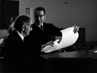 Kulturpreisverleihung am Abend des 30. September 1966 im Großen Saal des Gürzenichs, Dr. Gerhard Schröder, Vorsitzender der DGPh und Man Ray, Photo: unbekannt