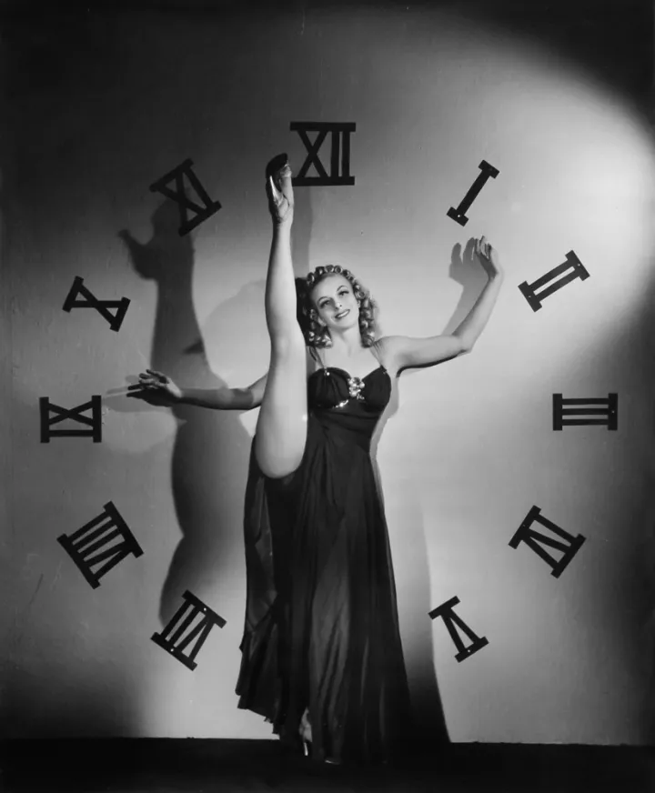 © Annemarie Heinrich. Aus der Tabarís Serie, Die Uhr / El reloj, 1939