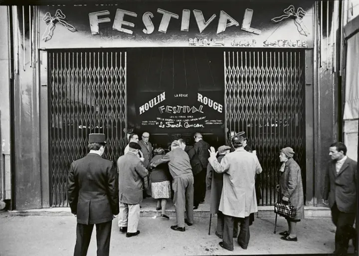 Moulin Rouge, Paris 1973 © Walter Vogel