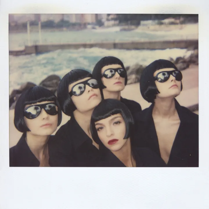© Helmut Newton, Italian Vogue, Monte Carlo 2003 (SX-70) © Helmut Newton, Italian Vogue, Monte Carlo 2003 (SX-70)