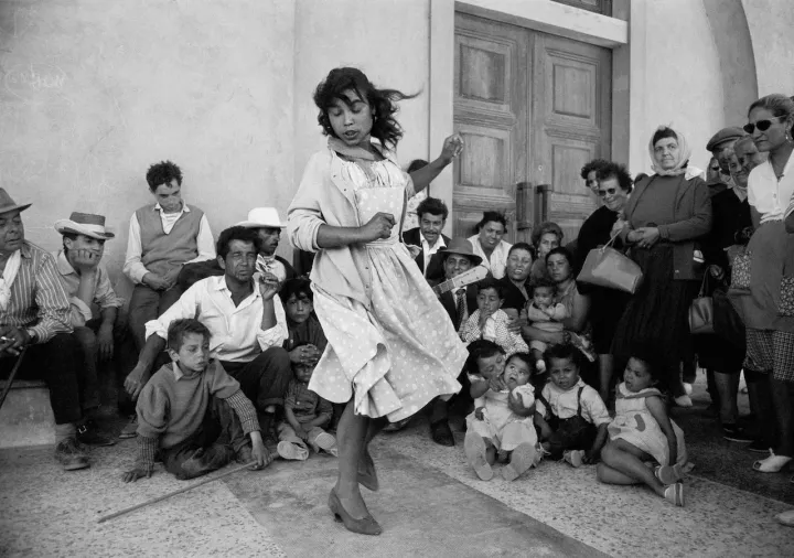 Roma, Saintes-Maries-de-la-Mer, Frankreich, 1960 © Sabine Weiss, Collections Photo Elysée, Lausanne