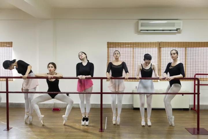 © Shirin Abedi, aus der Serie May I Have this Dance?
© Shirin Abedi, aus der Serie May I Have this Dance?