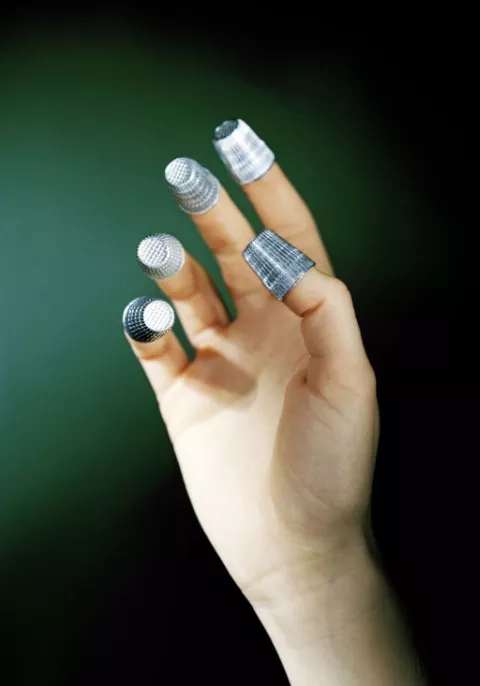 Louisa Boeszoermeny: Touch, 2019, Digitale Ausbelichtung Louisa Boeszoermeny: Touch, 2019, Digitale Ausbelichtung