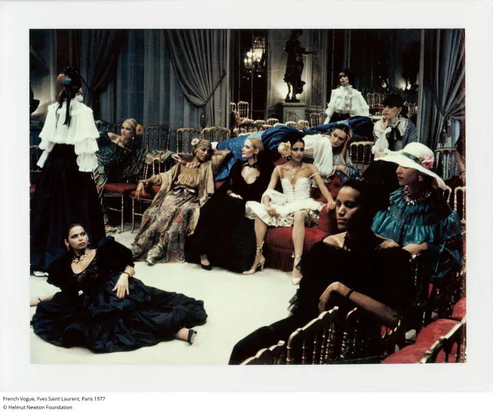 Vogue, Yves Saint Laurent, Paris 1977 © Helmut Newton Foundation