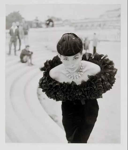 Walde Huth, Lucky wearing a dress by Dior, Paris, 1955, Museum Ludwig, © Heringson Collectibles, Wuppertal Reproduction: Rheinisches Bildarchiv Cologne