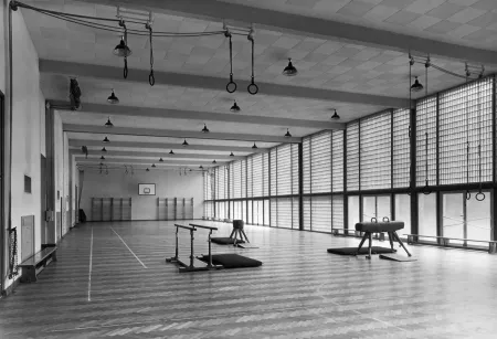 1956 Turnhalle der Kuhwald-, jetzt Georg-Büchner-Schule © Ursula Edelmann