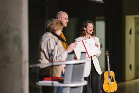 Otto Steinert-Preis. DGPh-Förderpreis für Fotografie an Aliona Kardash © Finn Jahnke