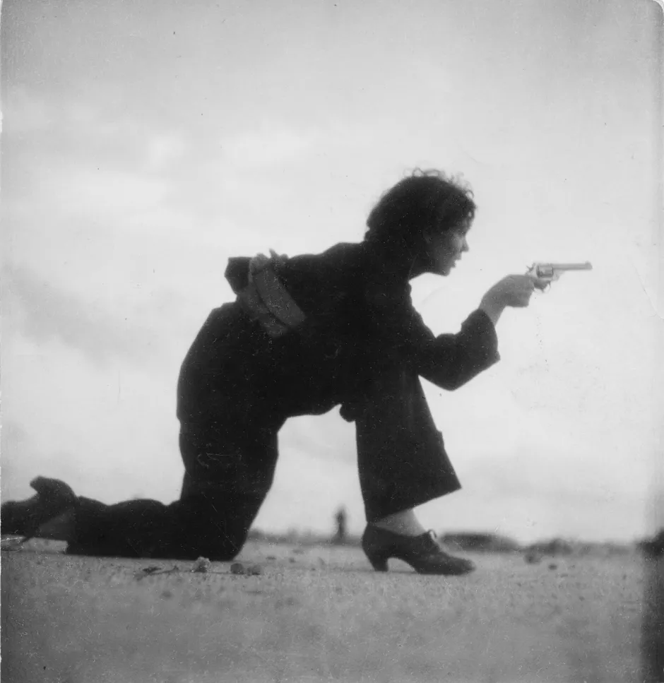 Gerda Taro: Milizionärin, Barcelona August 1936. (c) ICP New York