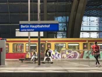 Gudrun Kemsa: Berlin Hauptbahnhof 08, 2020 (Ausschnitt)