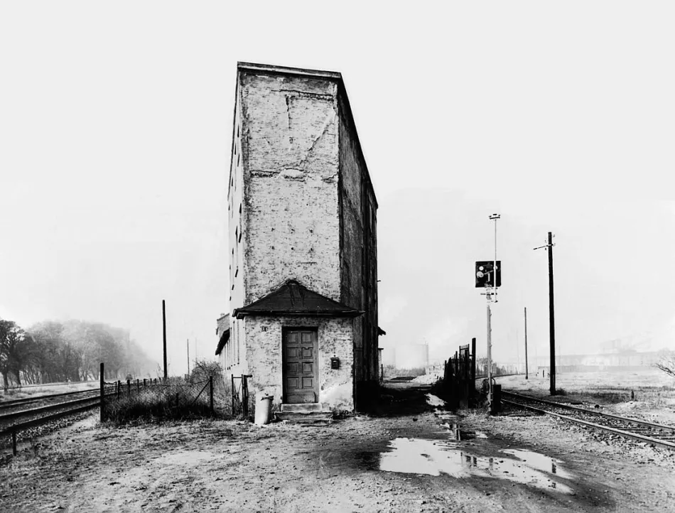 Peripherie, 1954 © Robert Häusser – Robert-Häusser-Archiv / Curt-Engelhorn-Stiftung, Mannheim 