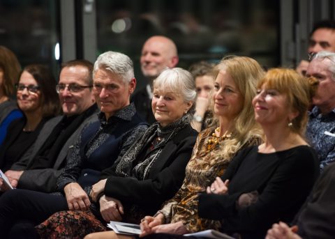 Verleihung des Kulturpreises 2019 an Helga Paris (Mitte), Akademie der Künste Berlin. © Stephanie Steinkopf