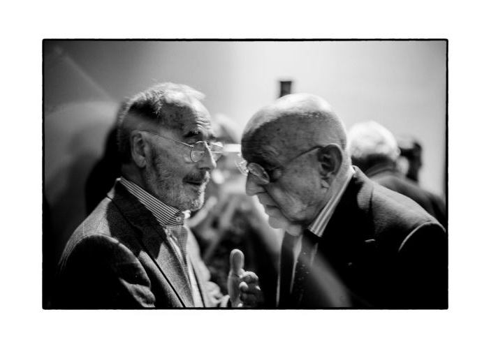 Preisverleihung, Gottfried Jäger (l.) im Gespräch mit Duane Michals, Foto: Rüdiger Glatz