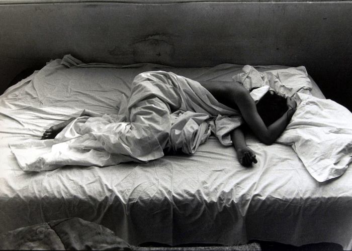 Barbara in unserem Bett, 1959 © Will McBride