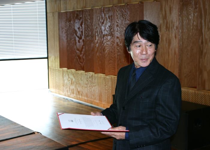Daidō Moriyama bei der Preisverleihung