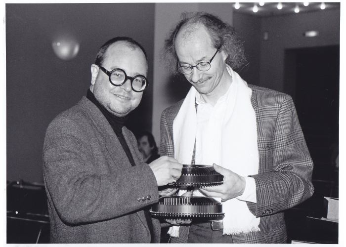 Kulturpreisverleihung 1994, rechts: Dr. Enno Kaufhold (Vorstandsmitglied DGPh), links: Wilmar Koenig